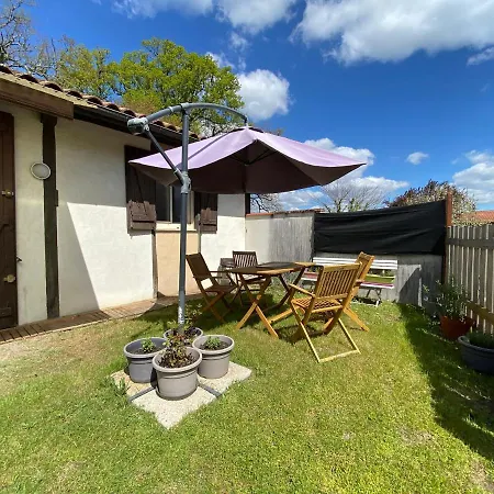 Holiday home L' Isalbret